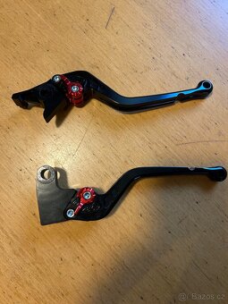 Triumph Street Triple 675 2012 padací rám a páčky - 3