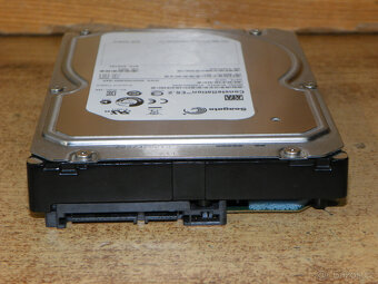 Hard disk SEAGATE 2 TB SATA 6 Gb/s - 3