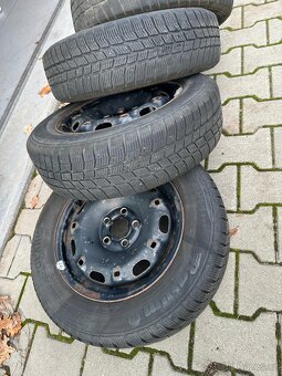 Zimní Barum Polaris 3 165/70 R14 81T s disky - 3