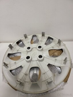 4 poklice Hyundai i20, NOVÉ, 15" - 3