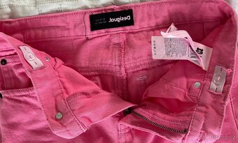 Dívčí rifle zn. Desigual Pink Panther vel.146-152 - 3