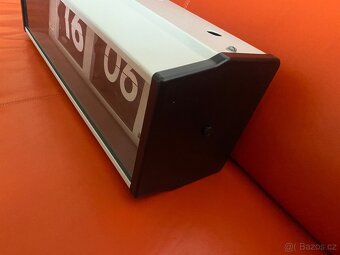 Hodiny Pragotron - 3