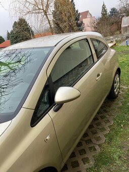Opel Corsa 1.2 16 V benzín - 3