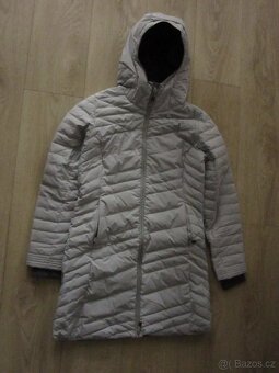 PRODÁM DÁMSKÝ PÉŘOVÝ KABÁTEK VEL.S ZN.OHUSKY - 3