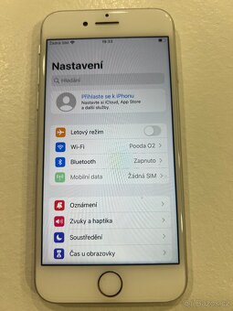 Iphone 8, 64GB barva bílá - 3