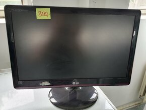 LCD monitory - 3