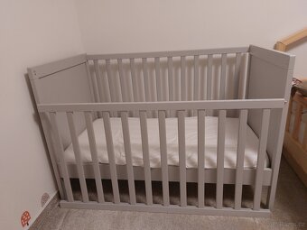 Dětská postýlka Ikea Sundvik 120x60 cm šedá - 3