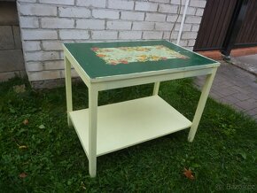 Stolek - masiv 75 x 50 cm, výška 60 cm - 3