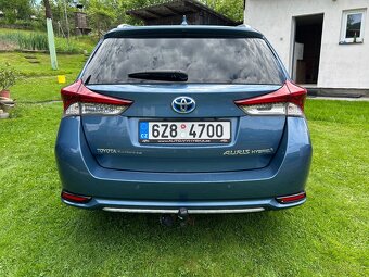 Toyota Auris 1.8 Hybrid Executive - 3