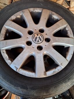 Prodám ALU kola originál VW 195/65 R15 - 3