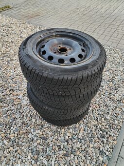 Ford Fiesta 1,3 benzín - 3