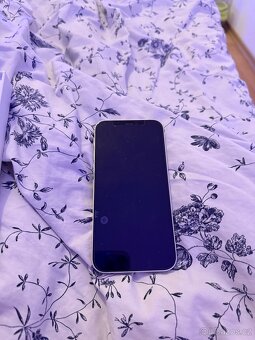 iPhone 12 bílý - 3