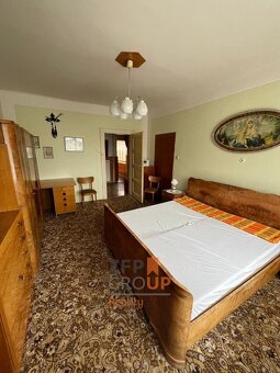 Prodej rodinného domu o rozloze 357 m2 - Podbřežice - 3