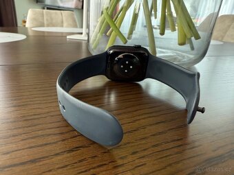 Apple Watch Series 9 45mm - M/L - 3