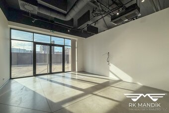 Pronájem obchodní prostory, 431 m2 - Praha - Karlín - 3