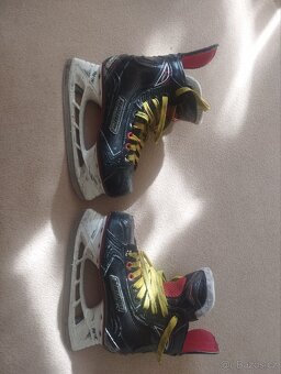 Hokejové brusle - 3