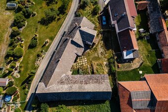 Prodej rodinný dům se stodolou a zahradou v Bernarticích - 3