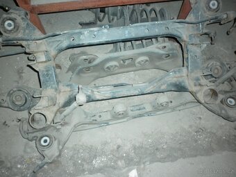 hyundai santa fe těhlice,poloosy,tlumiče,brzdy - 3