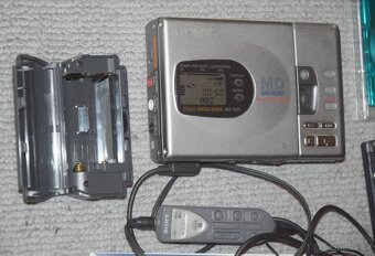 MD minidisc SONY MZ-R35, DO, sluch,,manual, adapter AA bater - 3