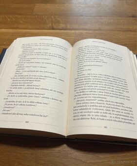 Kniha padesát odstínu šedei - 3