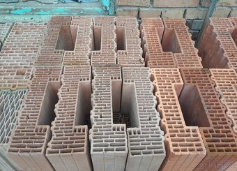 Cihla broušená poloviční koncová - 3