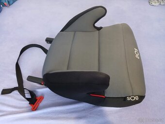 Podsedák isofix - 3