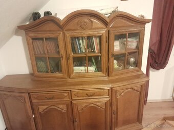 Rustikální komoda se sklenikem - 3