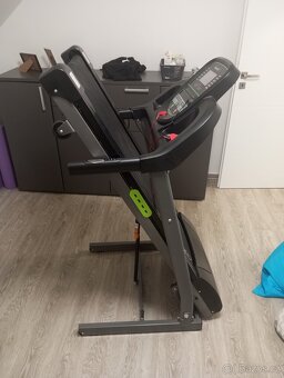 Běžící pás Housefit - 3