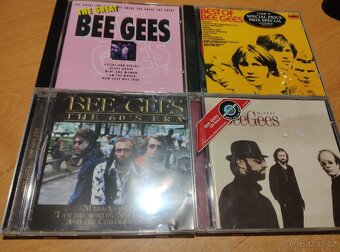 Cd - 8 x Bee Gees ,Robin Gib - 3