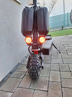 SCOOTER elektrický - DUAL MOTOR vykon 7000W - 3