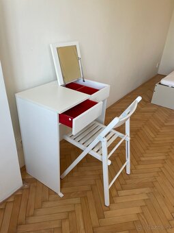 Toaletní stůl IKEA BRIMNES + skládací židle IKEA FRÖSVI - 3