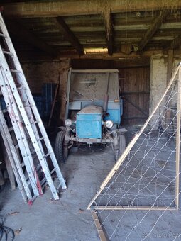 Traktor s vlekem (sklopný) - 3