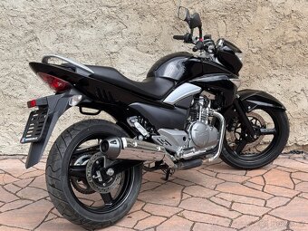 Suzuki GW 250 Inazuma 2014, najeto 6000km - 3