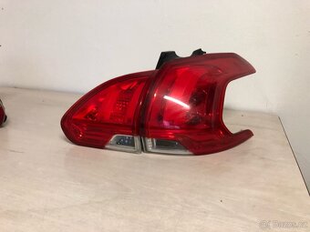 Zadní světla Peugeot 208, 2008 - 3