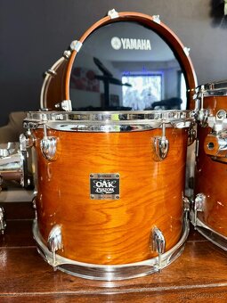 Yamaha OAK Custom - 3