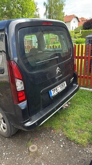 Berlingo 1.6 hdi 68KW multispace 2x šoupačky - 3