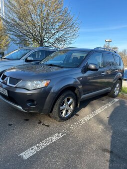 Mitsubishi Outlender - 3