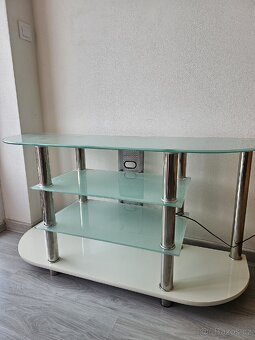 TV stolek - 3
