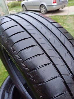Pneu Bridgestone 205 60 16 - 3