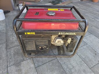 Elektrocentrála Honda EM 5500CX - 3