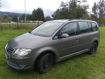 Prodám Volkswagen Touran 1,4 TSI, DSG, - 3