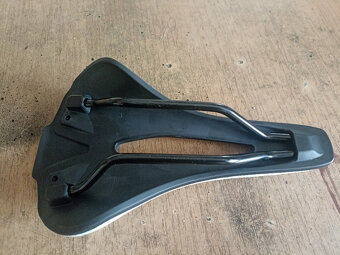 Sedlo na MTB i silničku - 3