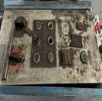 Excentrický lis LEN 63 C z roku 1988 - 3