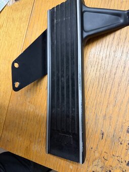 Footrest pedál BMW e30 M3 - 3