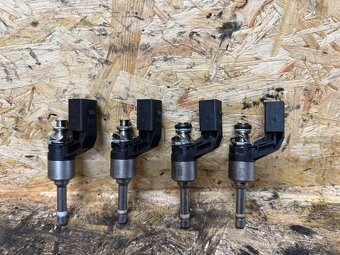VSTŘIKOVAČE 1.4 TSI 03C906036F - 3
