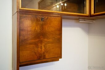 Rohová knihovna s barem - 3