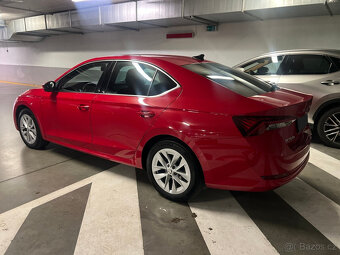 Škoda Octavia 2.0TDi 110kW DSG Style Plus, Red Velvet - 3