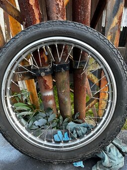 Plášť s ráfkem na Jawa Pionyr - 3