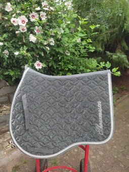 Skokové dečky, Hodně kusů - 3