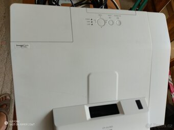 HITACHI PROJEKTOR - 3